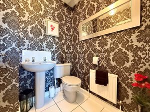 Photo 21- click for photo gallery